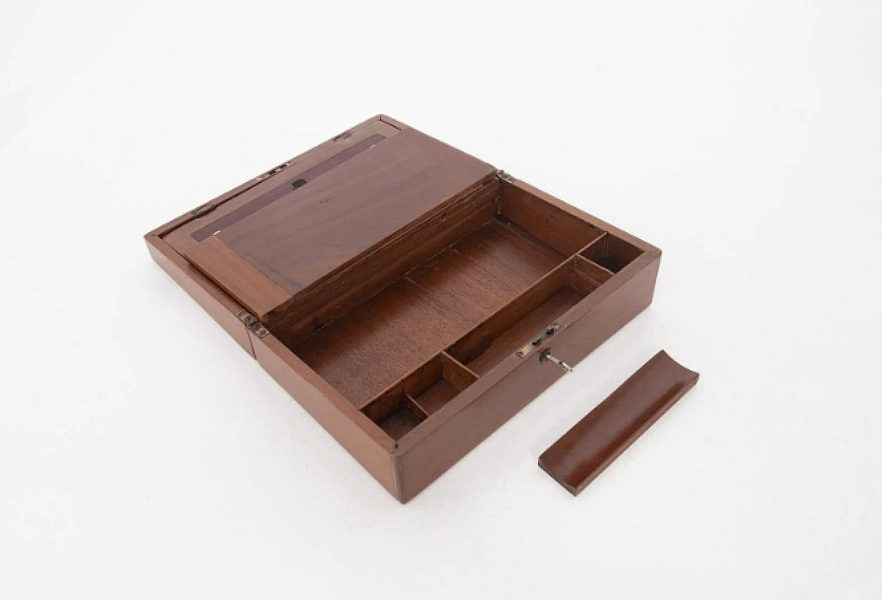 Scrittoio da viaggio Georgiano in noce, inizio '800 12