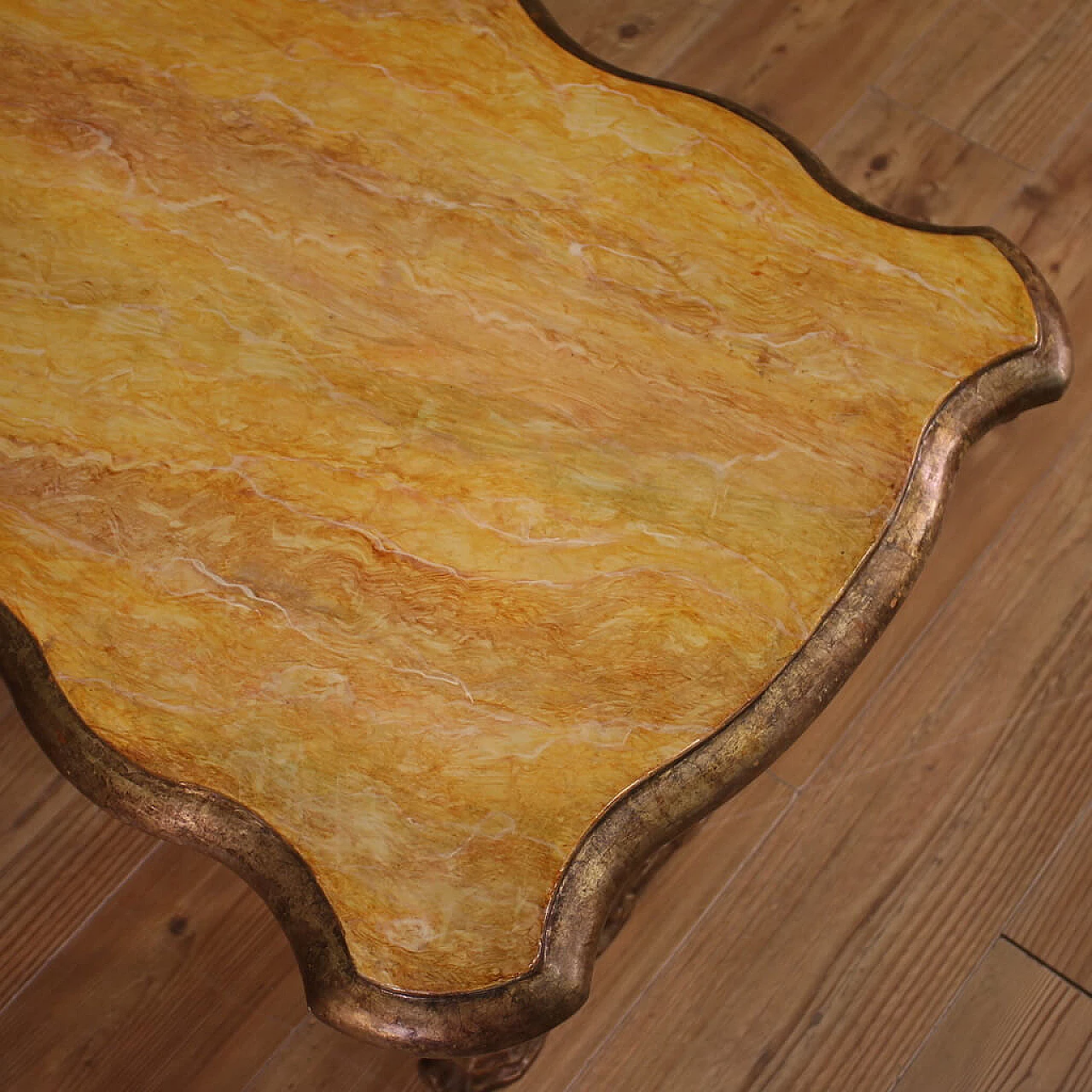 Carved and lacquered wooden coffee table, 1950s 8