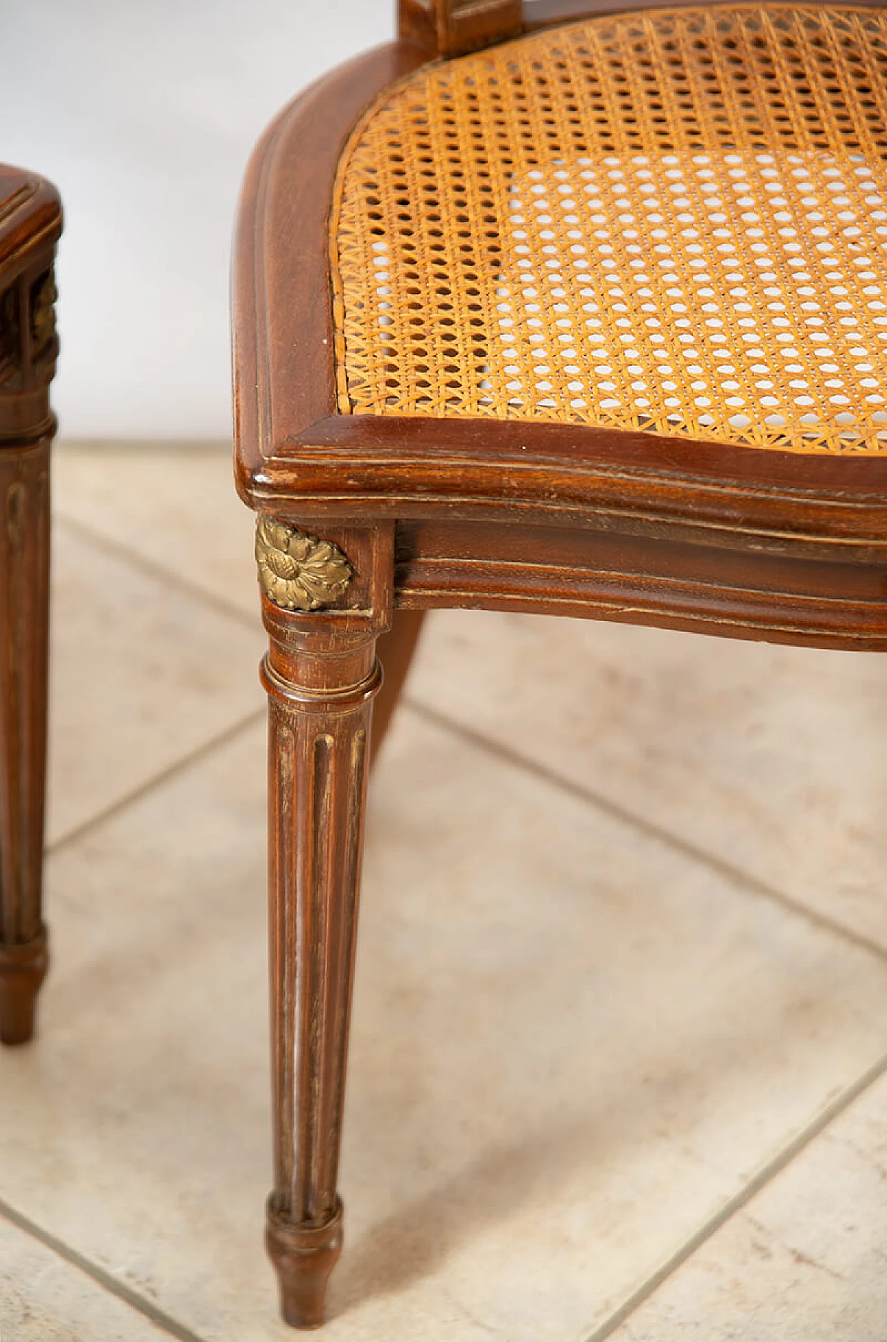 6 Sedie stile Luigi XVI in massello di mogano e paglia di Vienna, fine '800 3