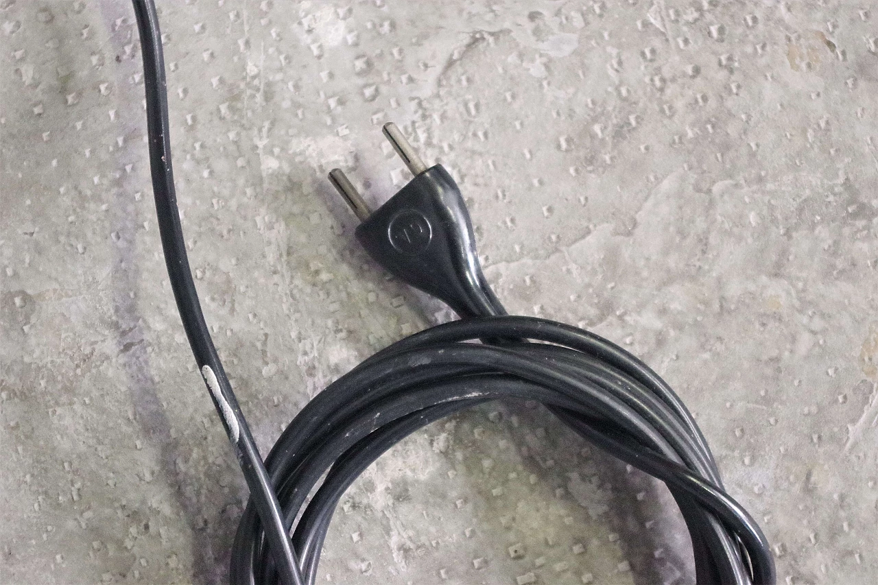 Three-light floor lamp in glass, metal and marble, 1970s 5