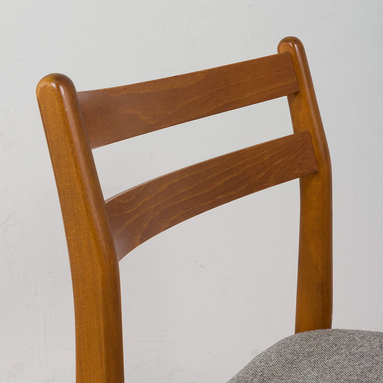 4 Danish wooden chairs upholstered in gray wool, 1960s 7