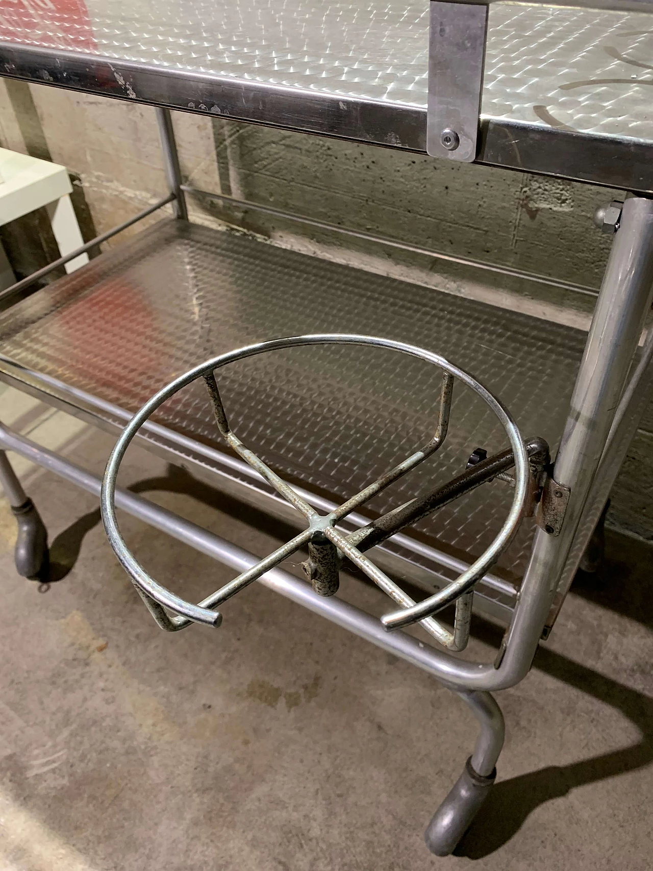 Steel medical cart, 1990s 7