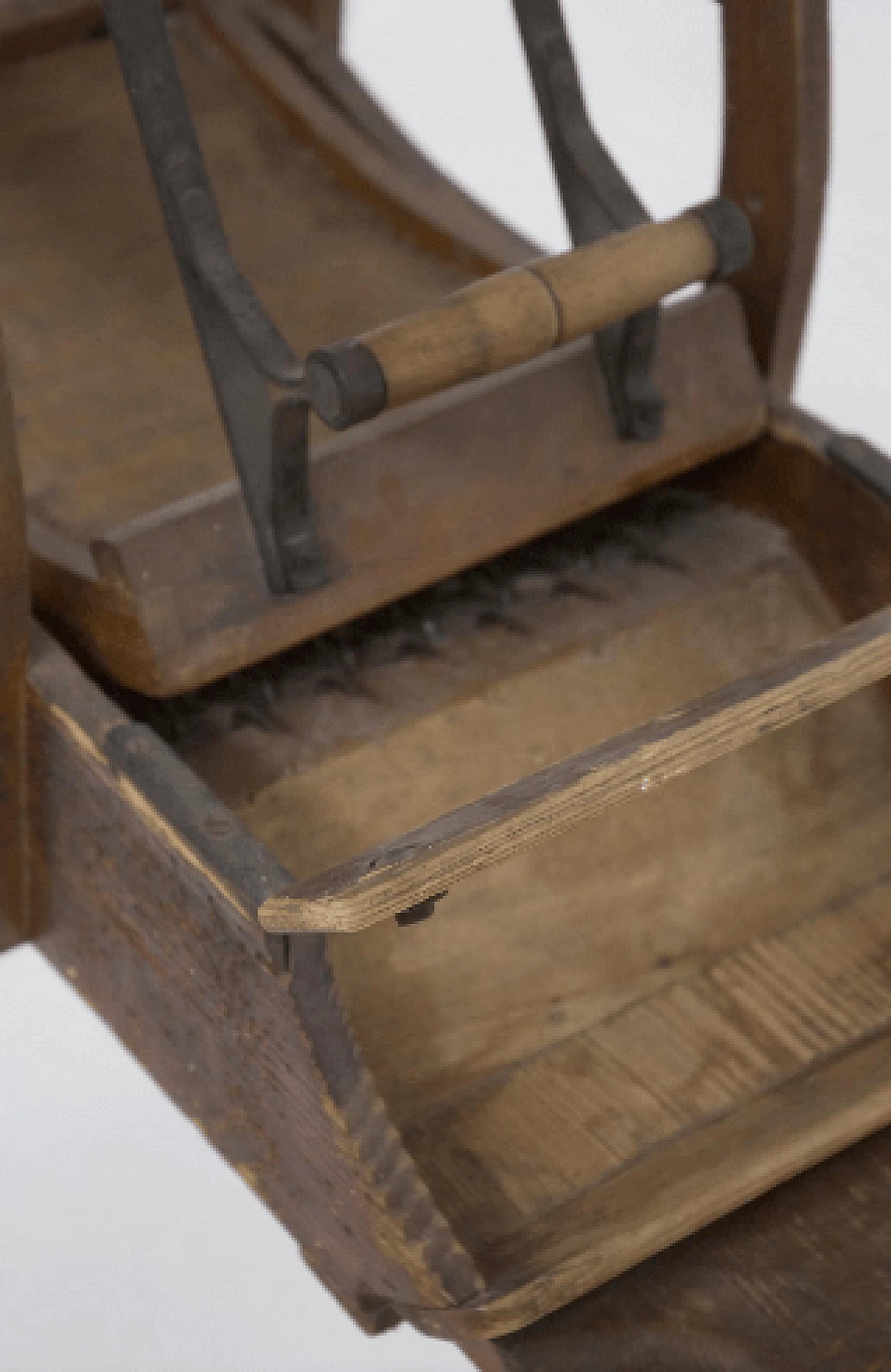 Wood machinery for wool processing, early 20th century 6