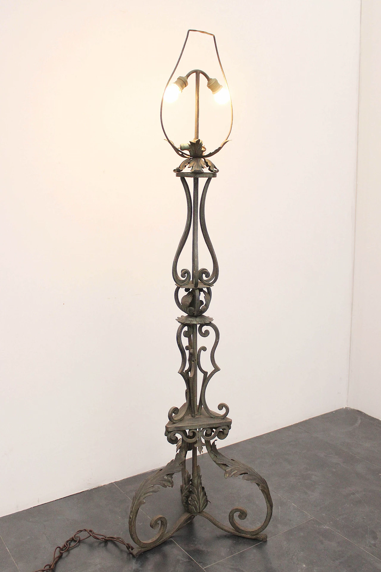 Wrought iron floor lamp, late 19th century 1