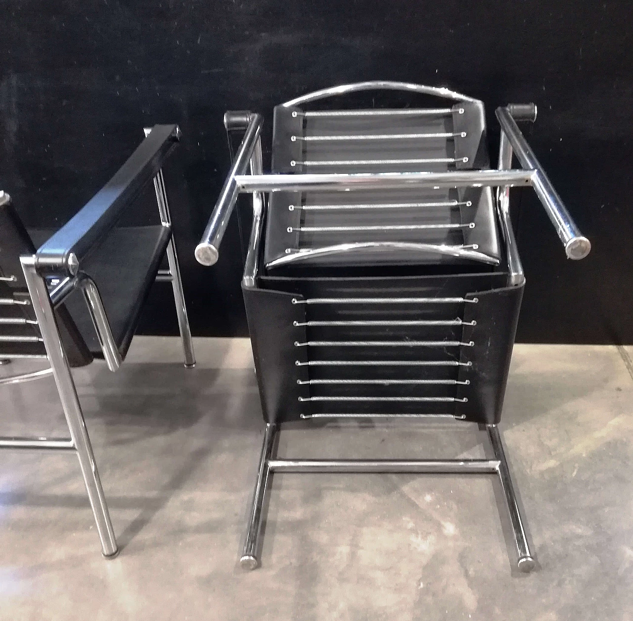 Pair of Bauhaus style armchairs for Alivar, 1990s 8