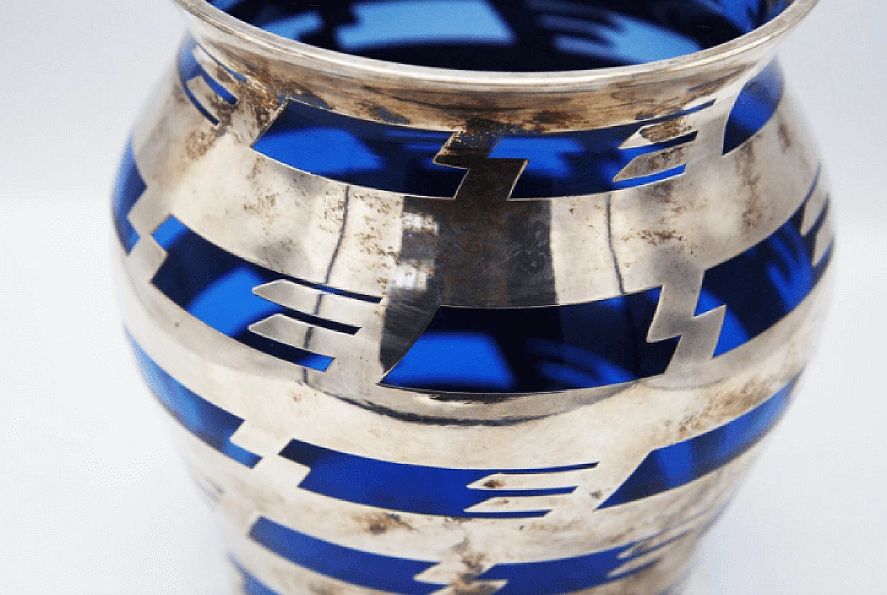 Vaso in vetro blu e metallo argentato di Baccarat, anni '20 2