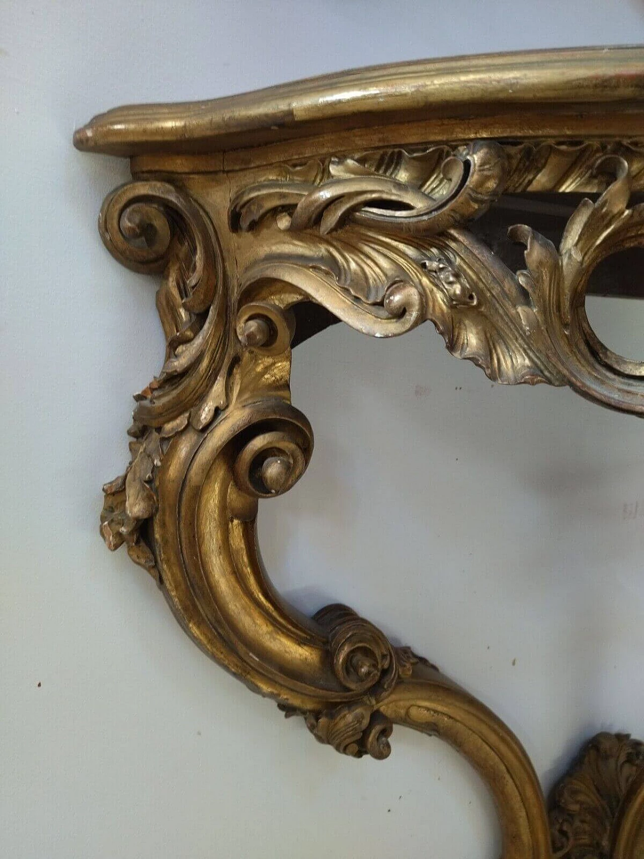 Specchio e consolle stile Luigi XV in legno intagliato e dorato 6