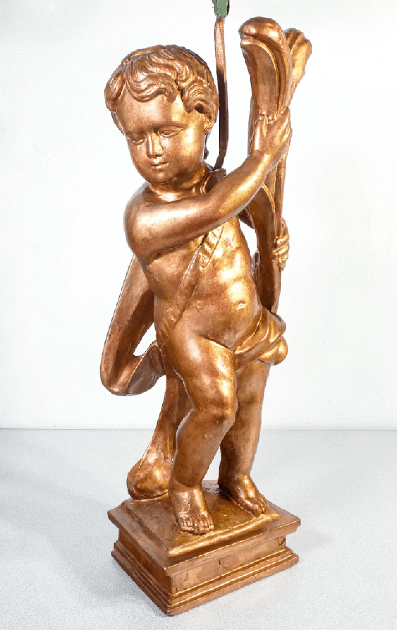 Putto con candeliere a cinque lumi in legno, tardo '700 3