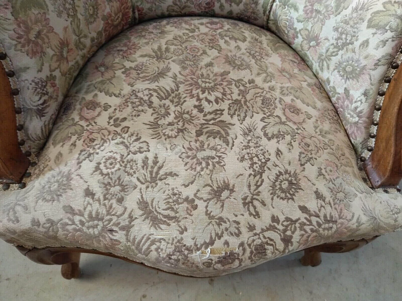 Poltrona Luigi Filippo in noce massello, metà '800 6