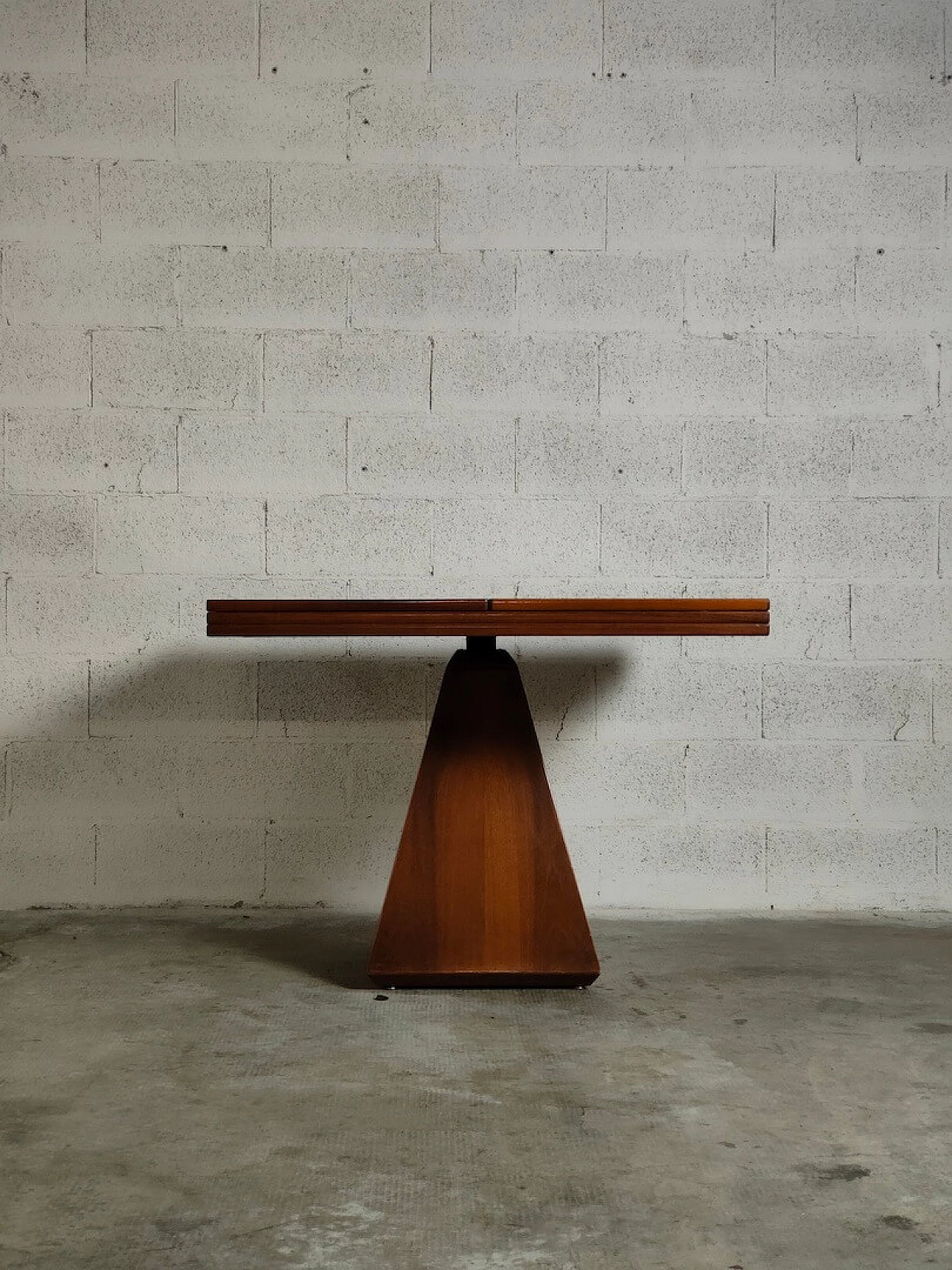 Extending table model Chelsea by Vittorio Introini for Saporiti, 1960s 4