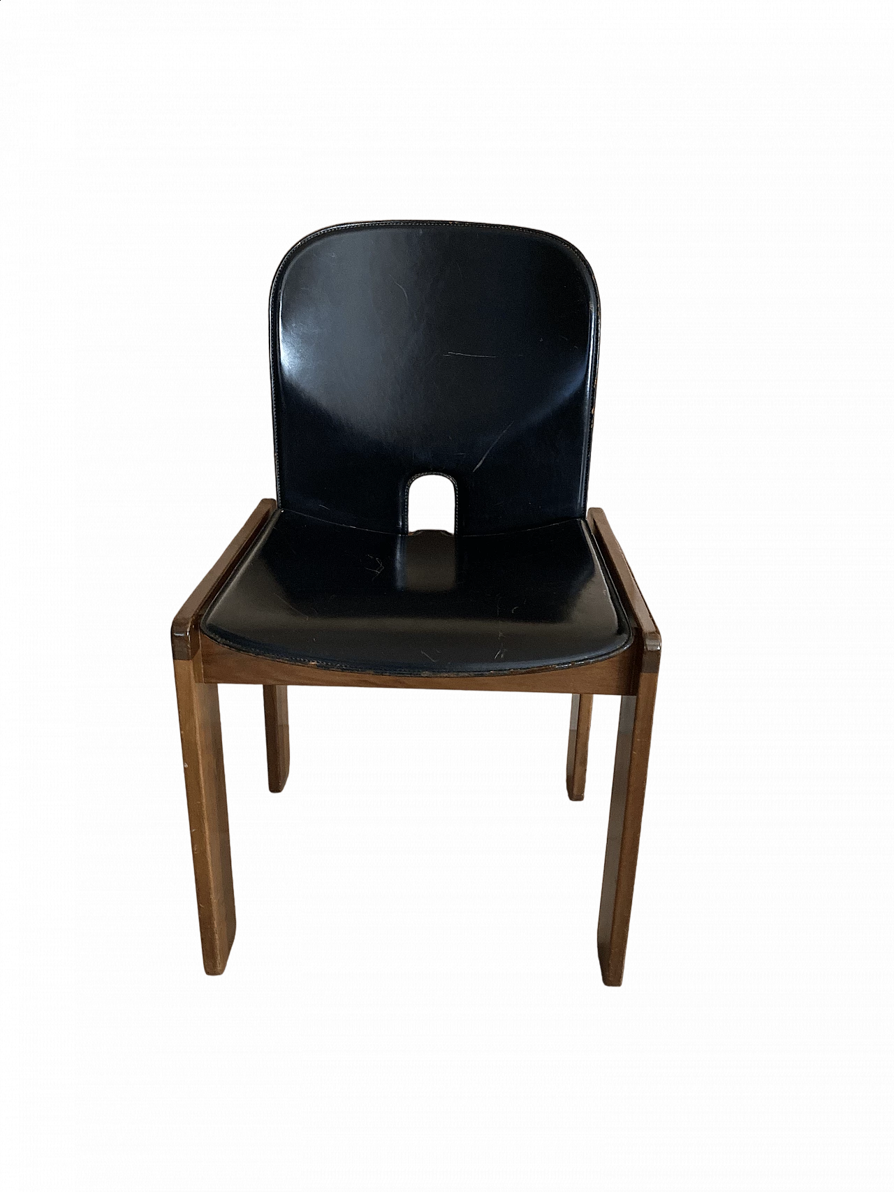 6 Chairs 121 by Scarpa for Cassina in wood and black leather, 1960s 4