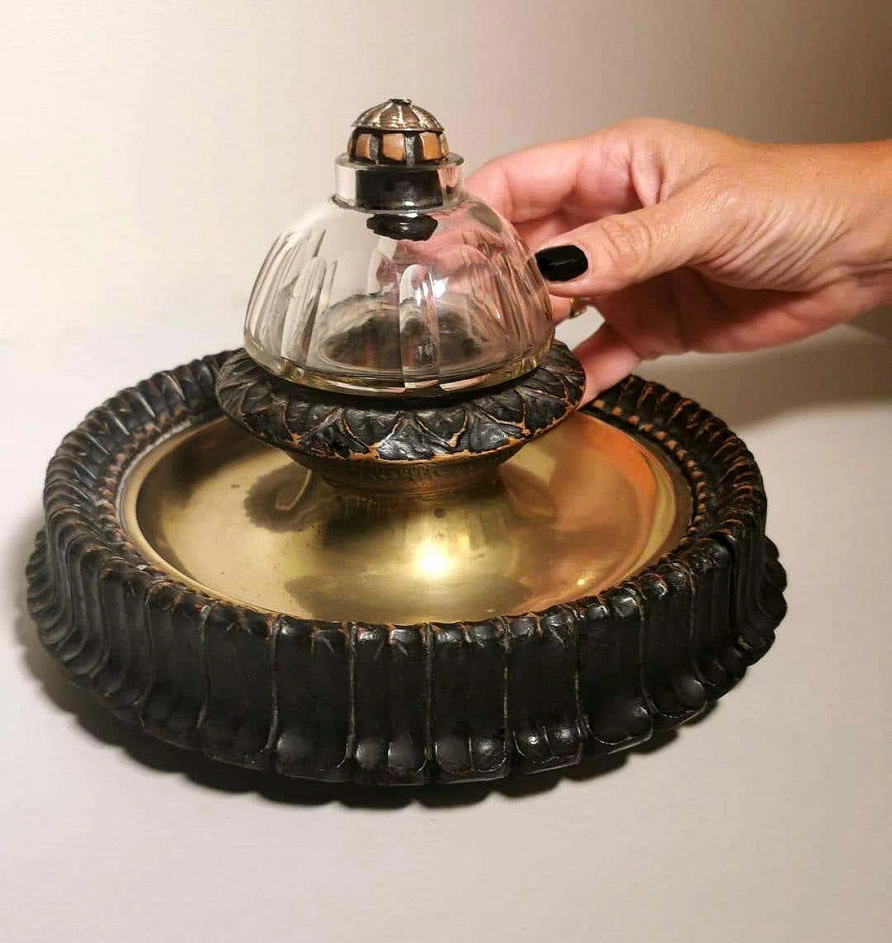 Calamaio in ottone, cristallo e legno in stile Napoleone III, fine '800 15