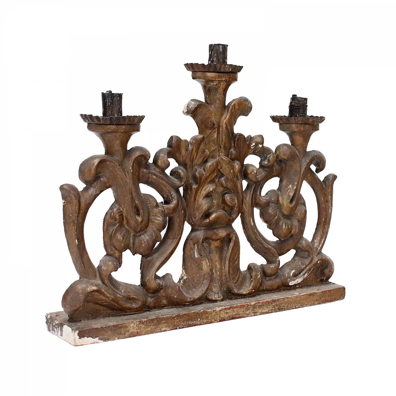 Baroque candlestick carved with leaf motifs, 18th century 1