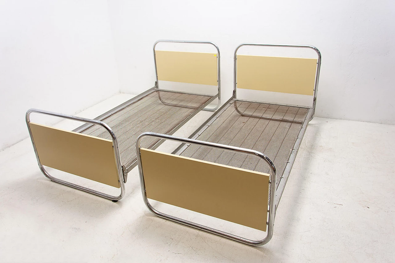 Pair of tubular steel beds in Bauhaus style, 1930s 2