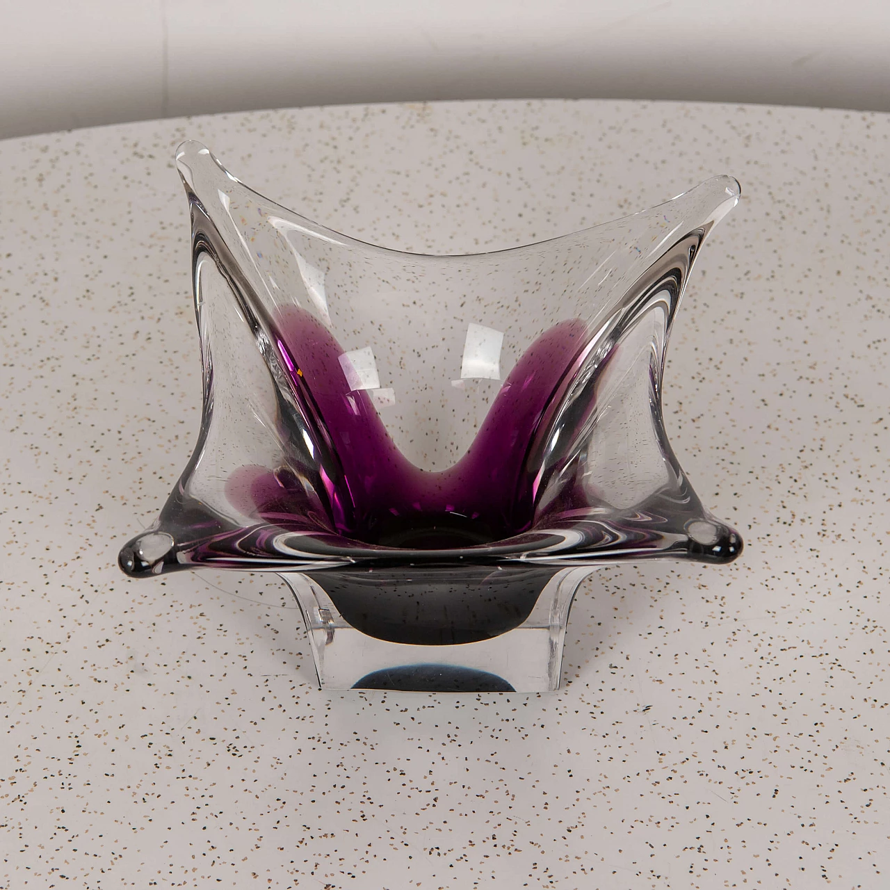 Centerpiece in transparent and purple Murano glass, 1970s 2
