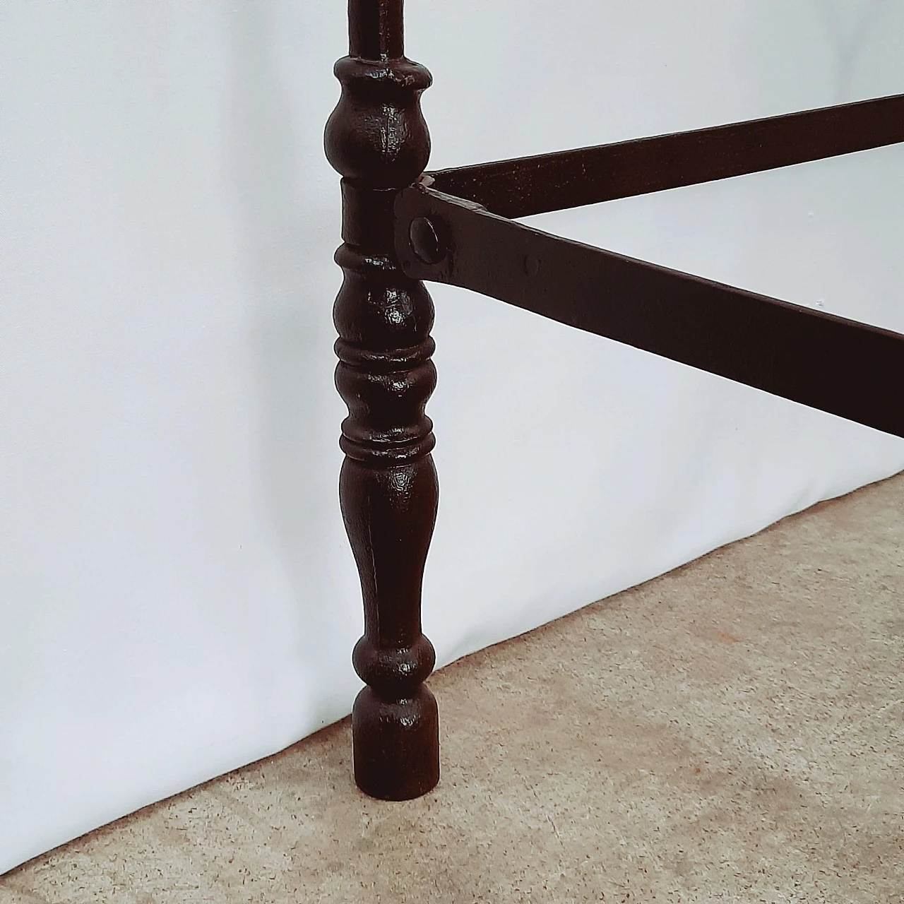 Wrought and cast iron dormeuse, 19th century 8