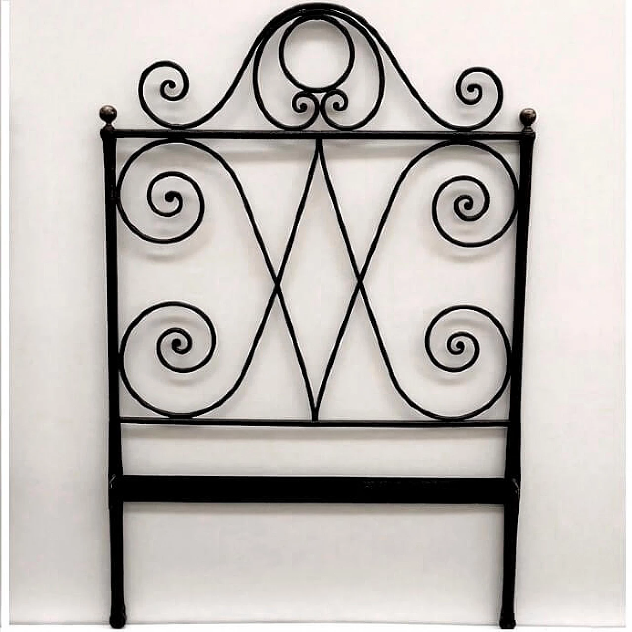 Wrought iron single bed, early 20th century 8