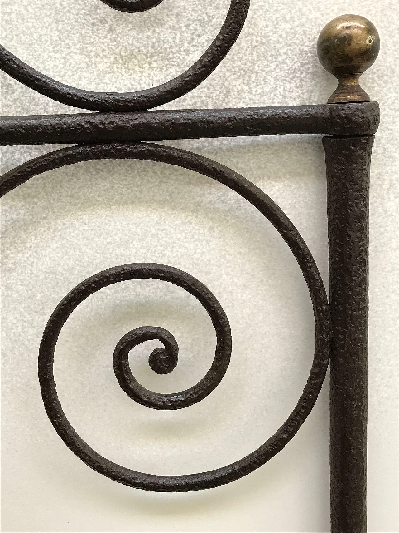 Wrought iron single bed, early 20th century 9