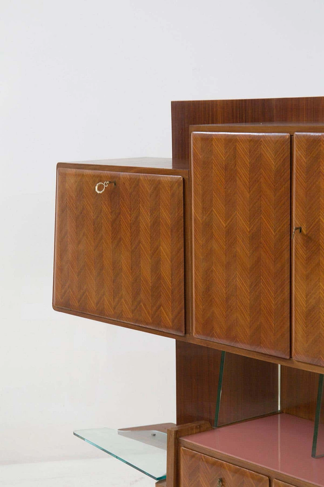 Sideboard with bar cabinet and glass shelves by Fontana Arte attributed to Paolo Buffa, 1950s 1