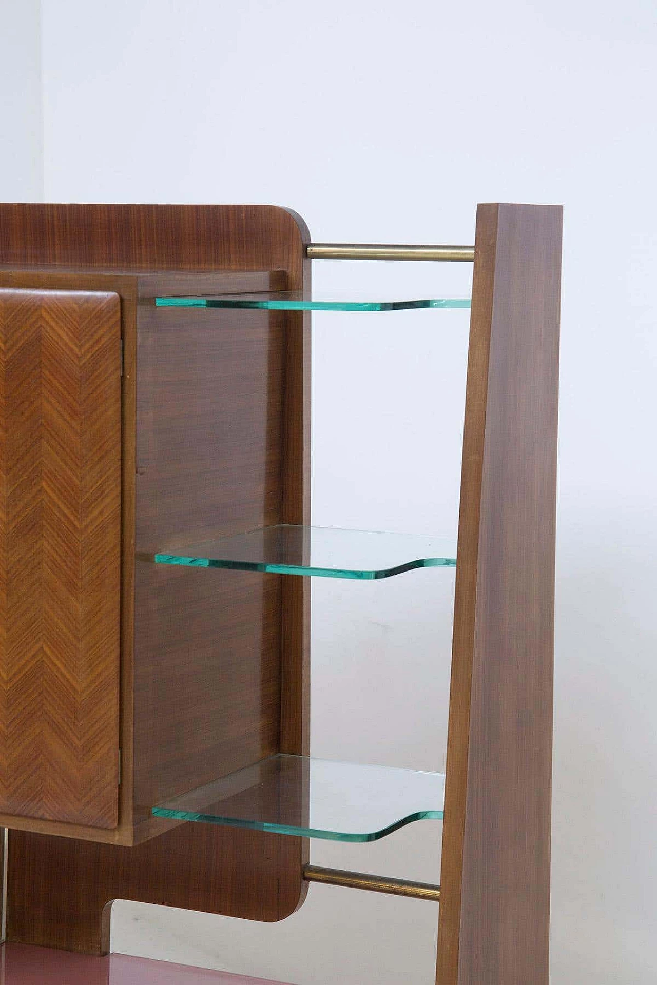 Sideboard with bar cabinet and glass shelves by Fontana Arte attributed to Paolo Buffa, 1950s 3
