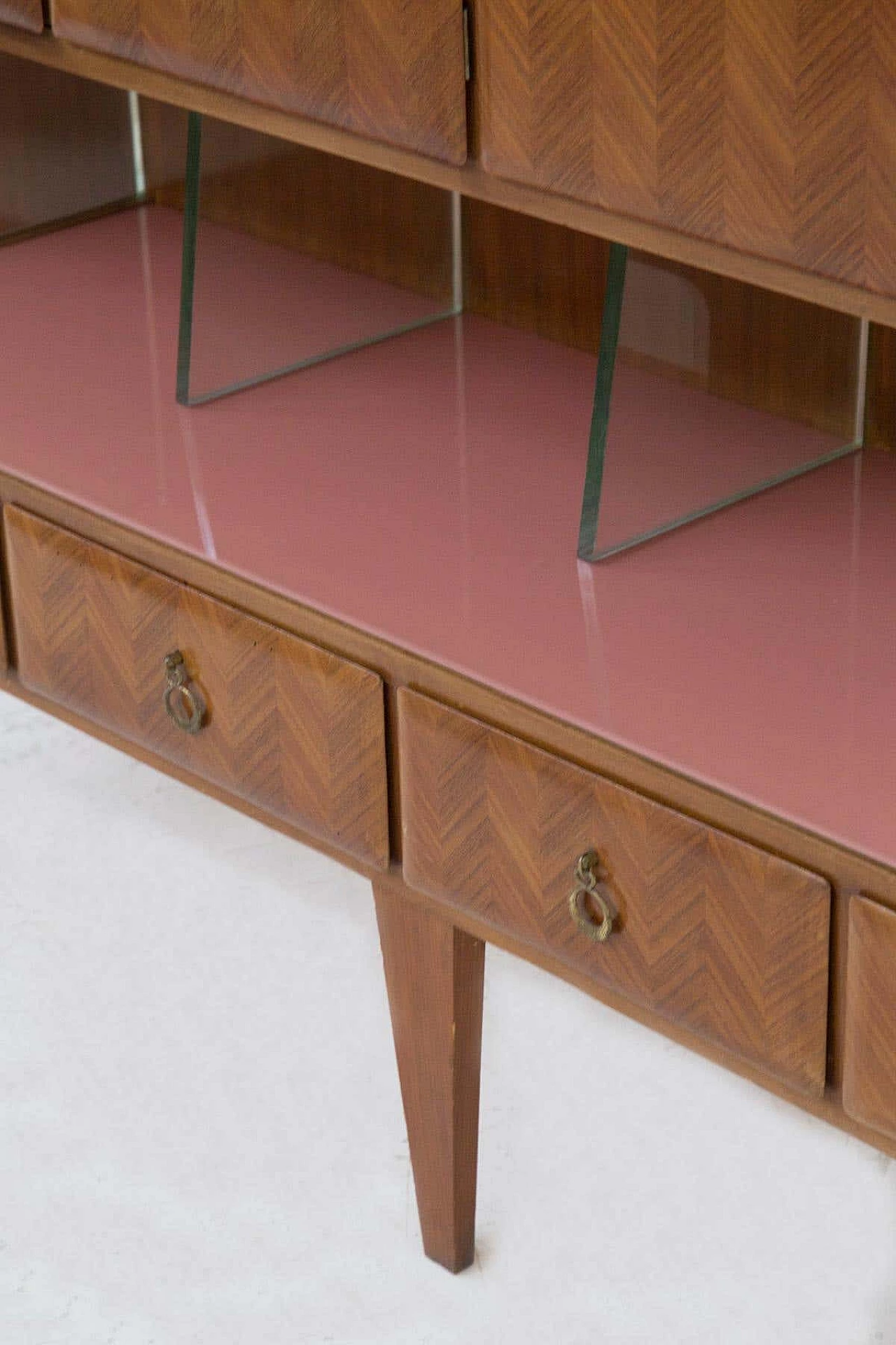 Sideboard with bar cabinet and glass shelves by Fontana Arte attributed to Paolo Buffa, 1950s 7