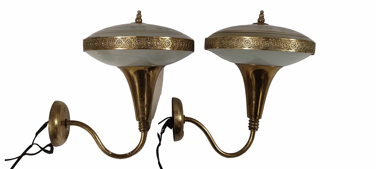 Pair of wall lamps by Pietro Chiesa for Fontana Arte, 1940s 3
