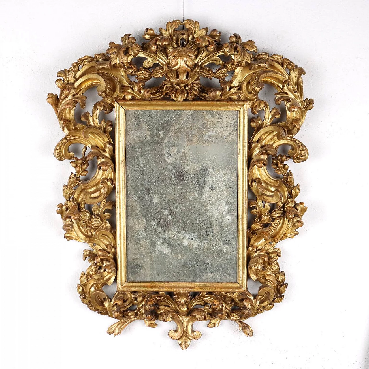 Baroque mirror with acanthus leaves, 18th century 1