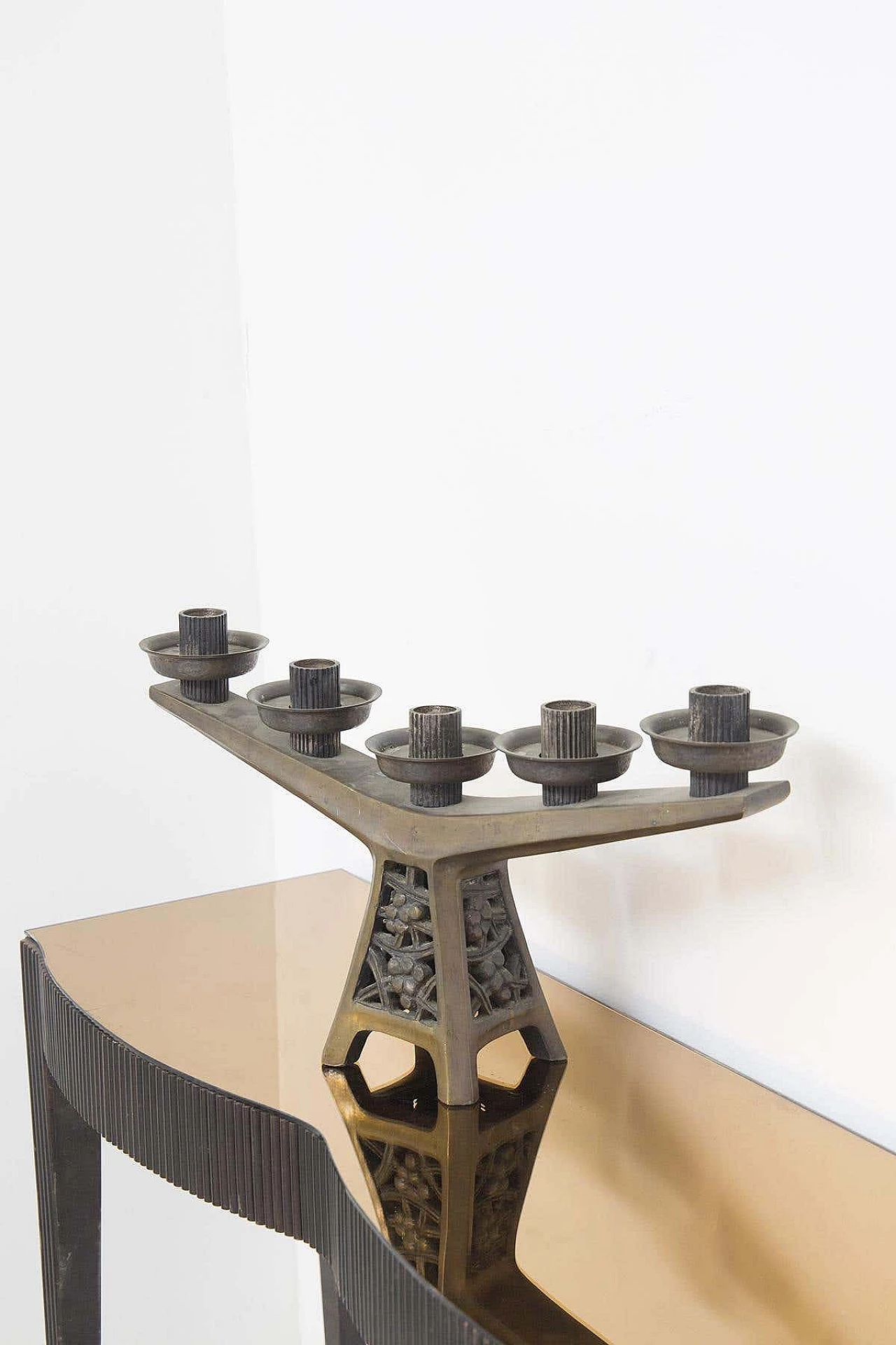 Pair of Art Nouveau bronze candelabra, early 20th century 5