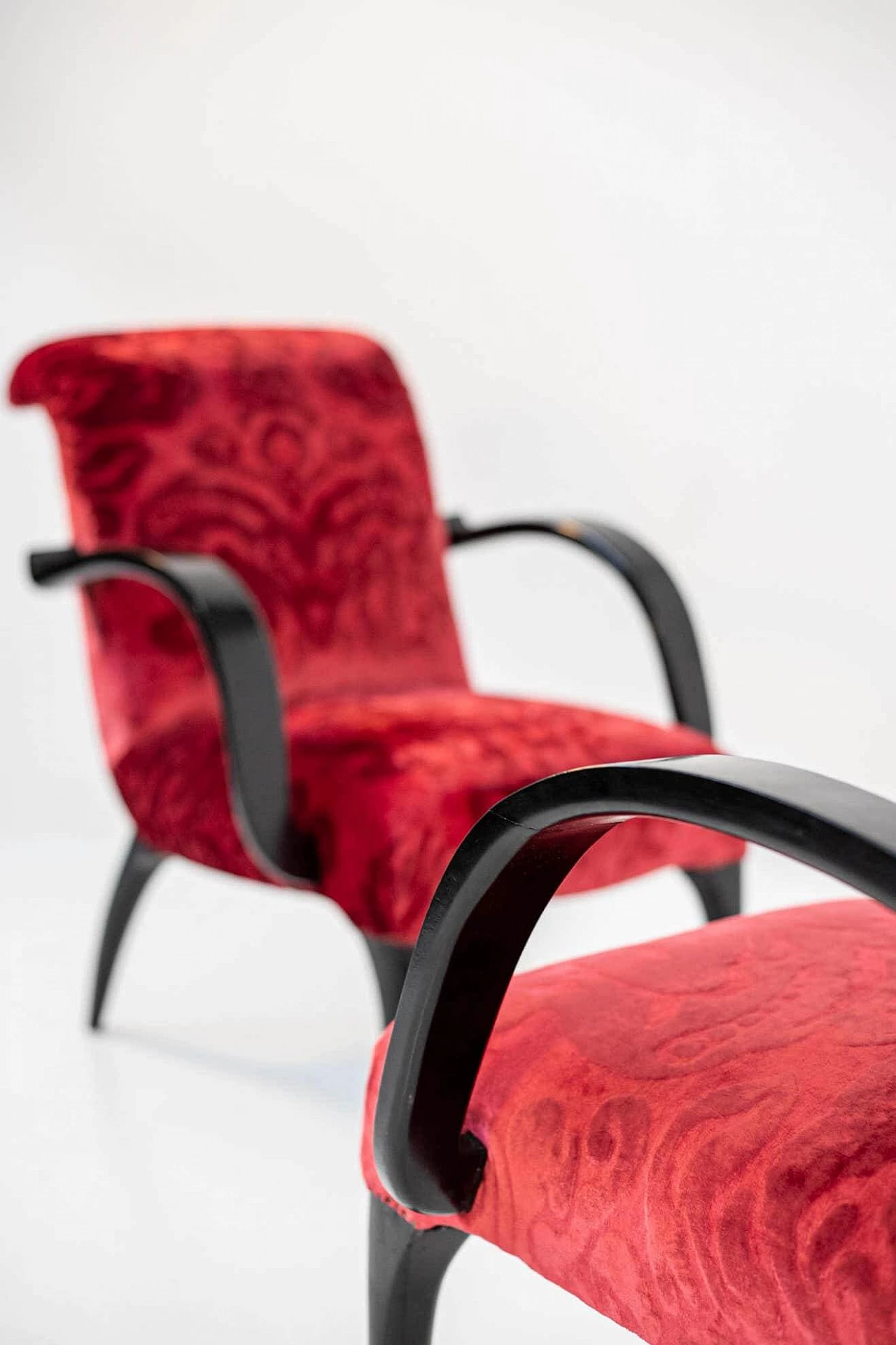 Pair of armchairs in damask velvet and wood attributed to Gilbert Rohde, 1950s 6