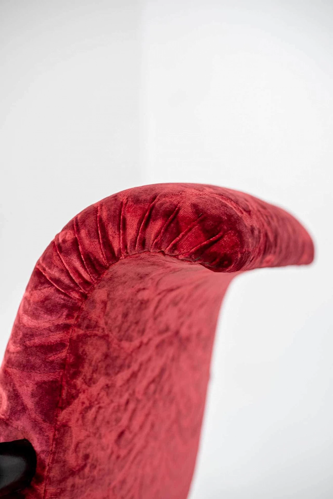 Pair of armchairs in damask velvet and wood attributed to Gilbert Rohde, 1950s 7