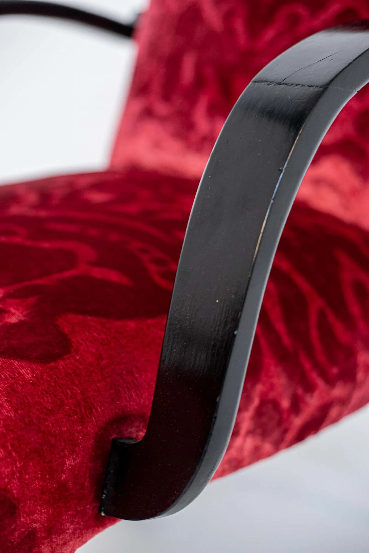 Pair of armchairs in damask velvet and wood attributed to Gilbert Rohde, 1950s 12