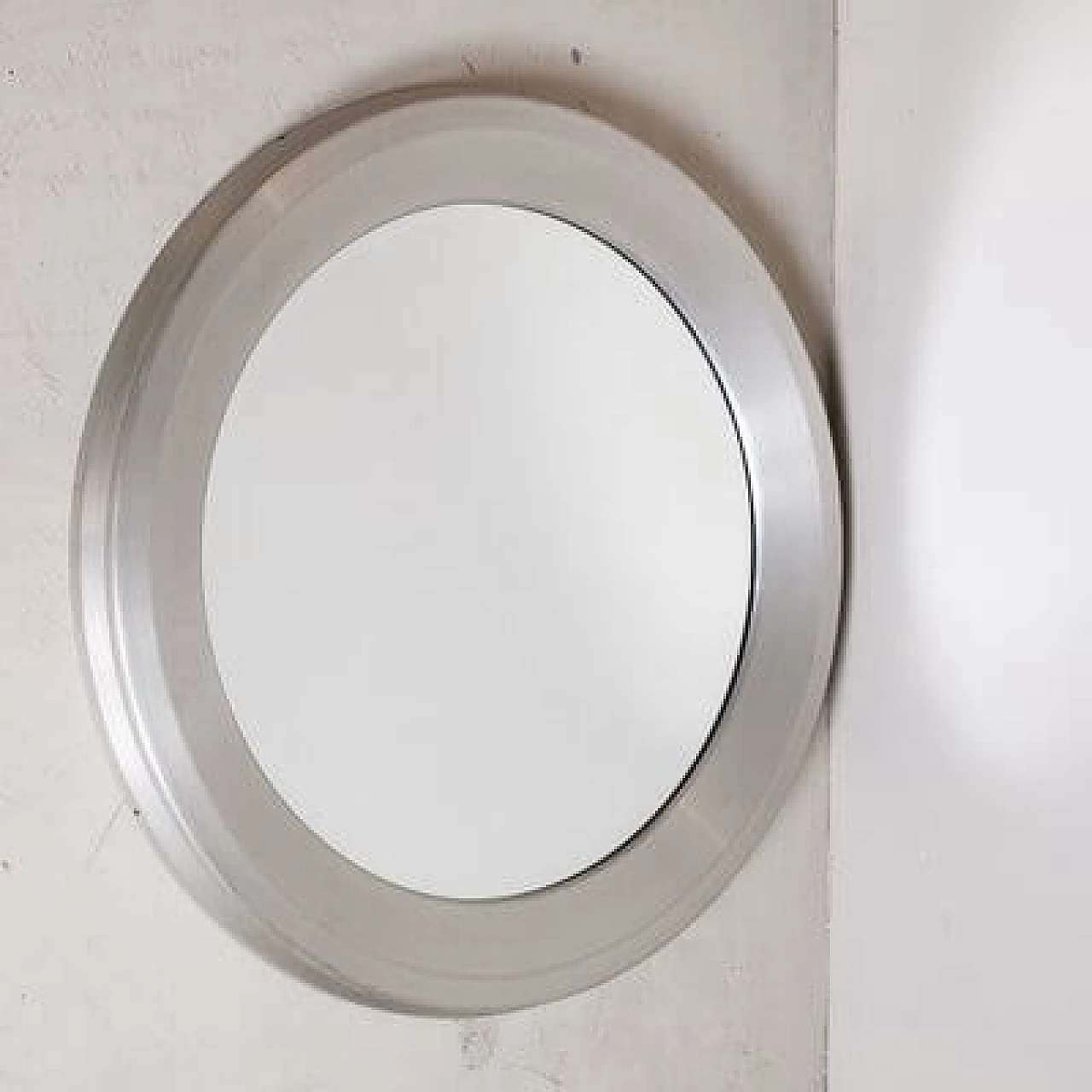 Round aluminum mirror by Sergio Mazza for Artemide, 1960s 4
