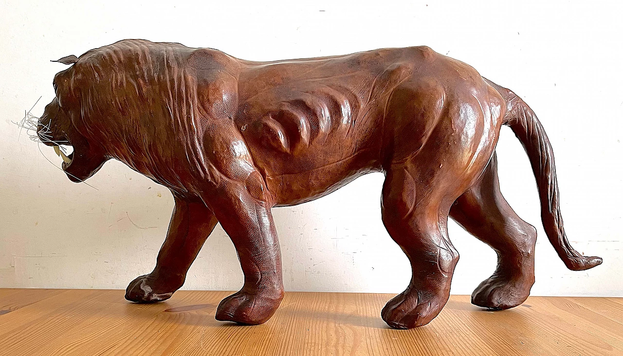 Leather sculpture of a lion, 1970s 5