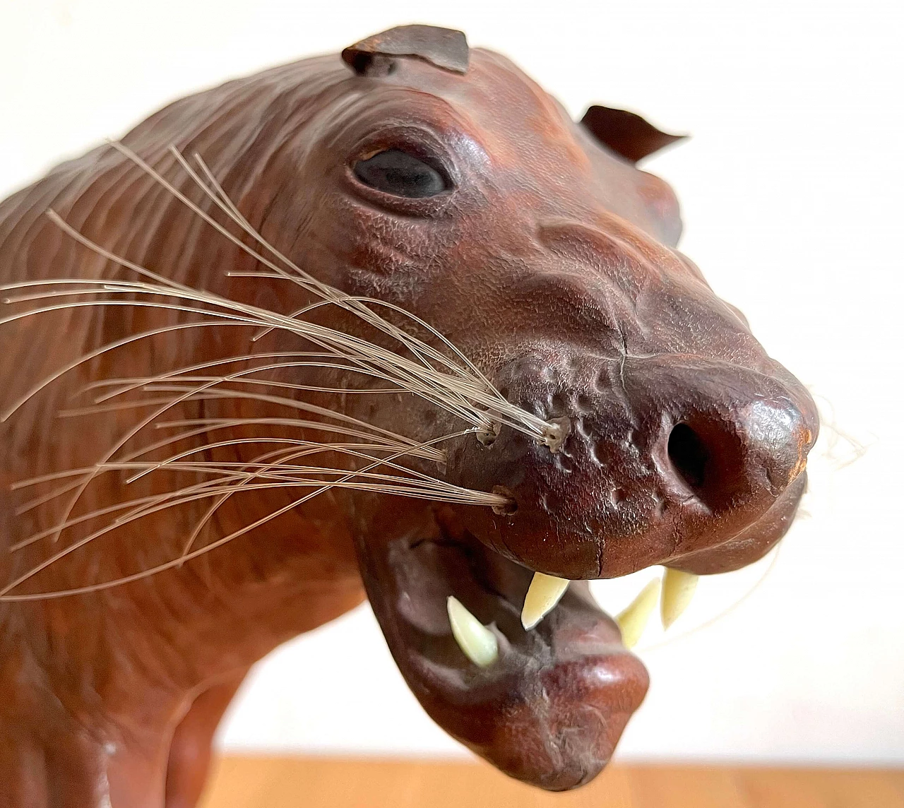 Leather sculpture of a lion, 1970s 10