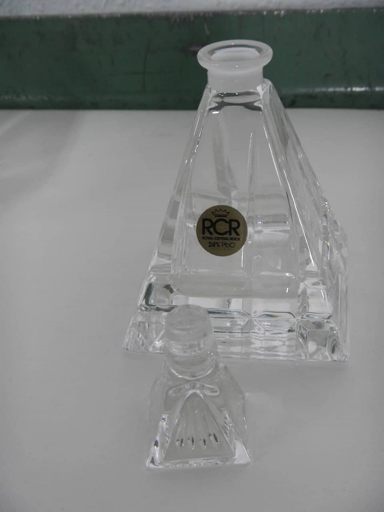 Coppia di boccette per profumo di RCR e vasetto in cristallo, anni '60 5