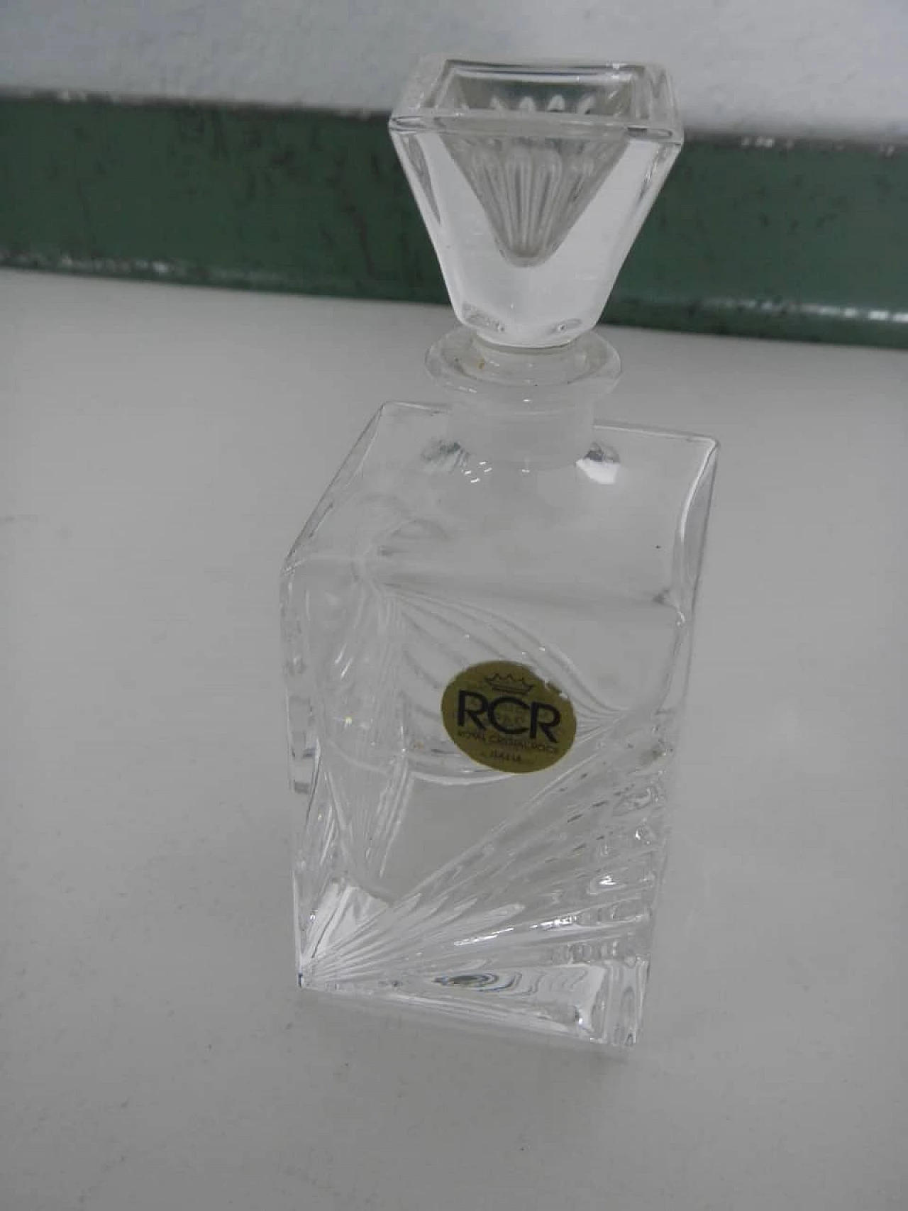 Coppia di boccette per profumo di RCR e vasetto in cristallo, anni '60 6