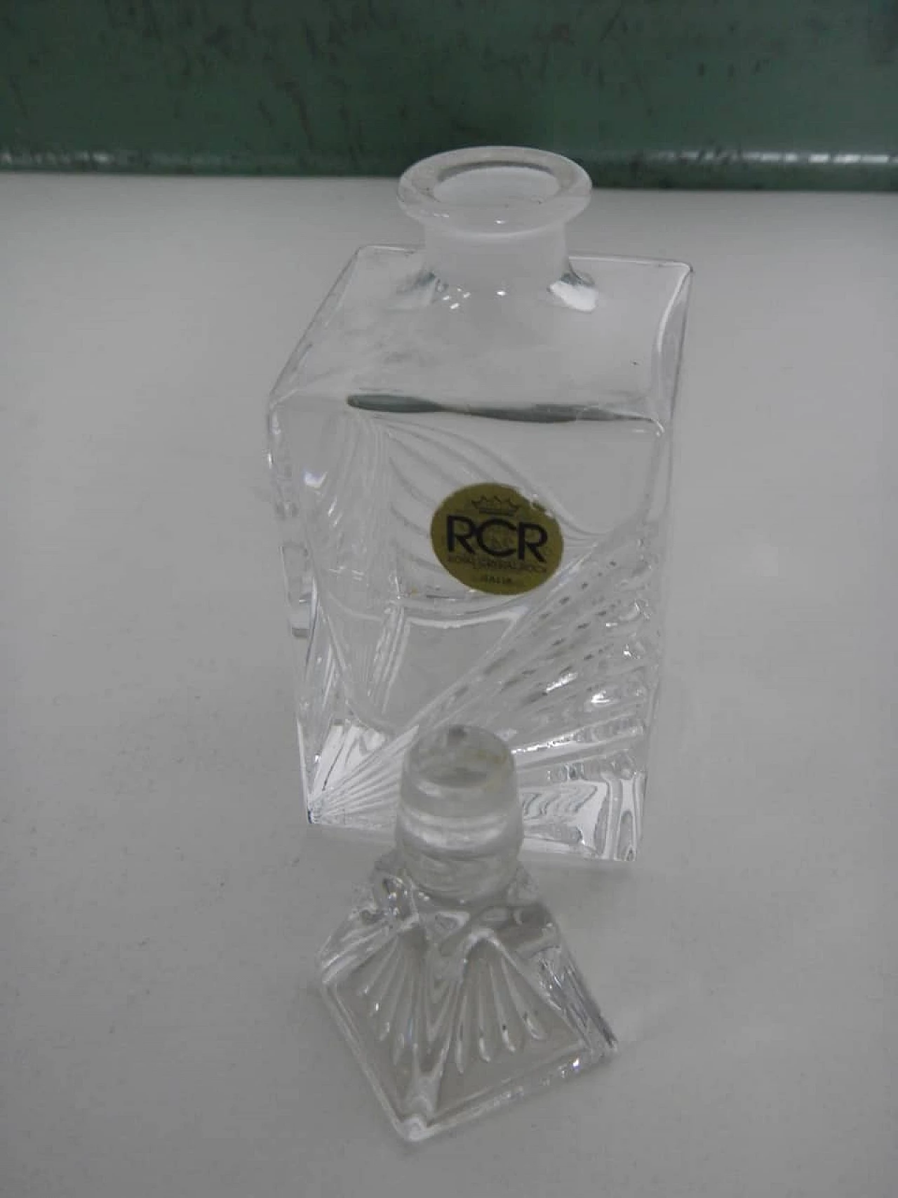 Coppia di boccette per profumo di RCR e vasetto in cristallo, anni '60 7
