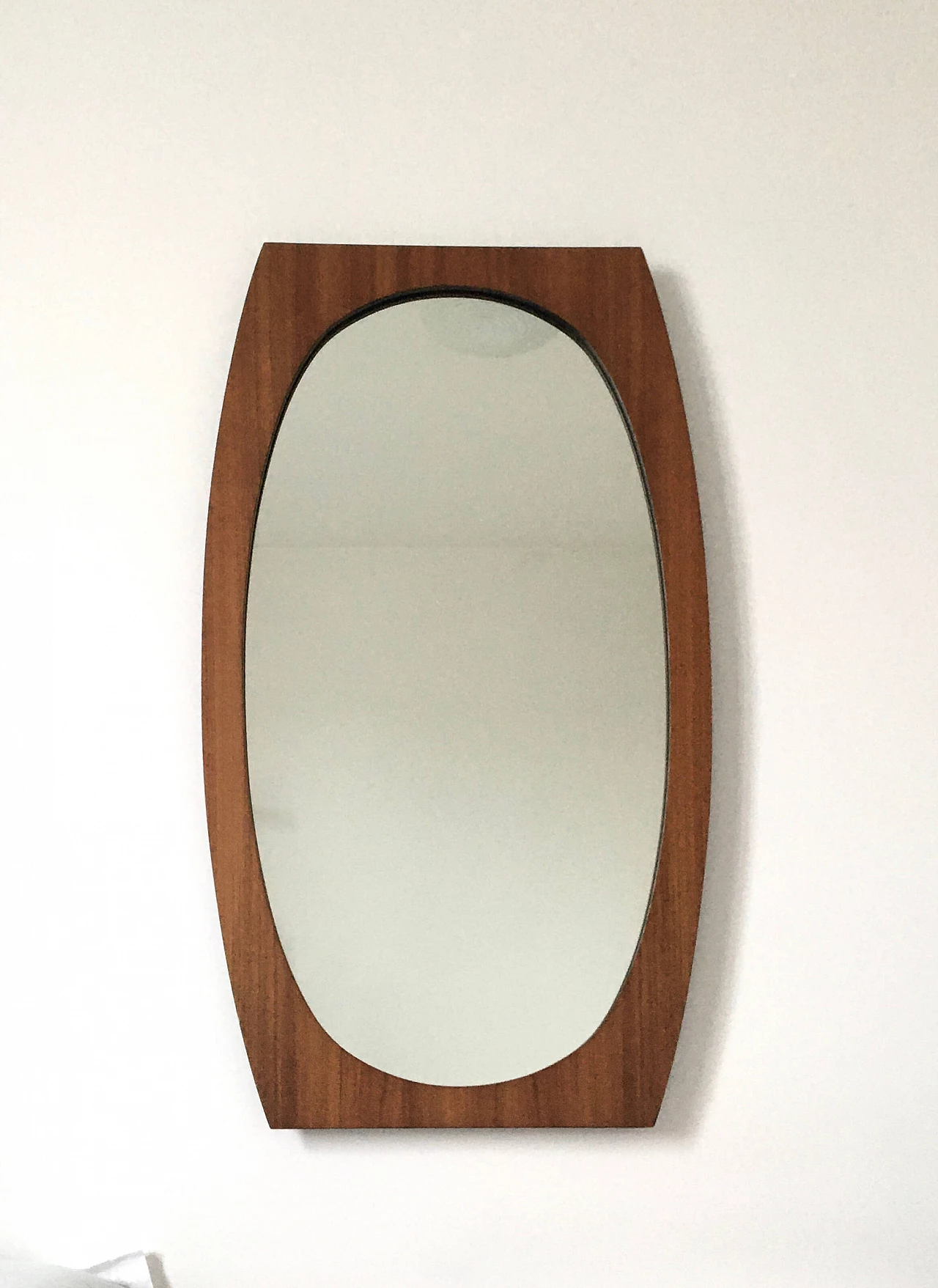 Specchio con cornice in teak di Gianfranco Frattini, anni '60 1