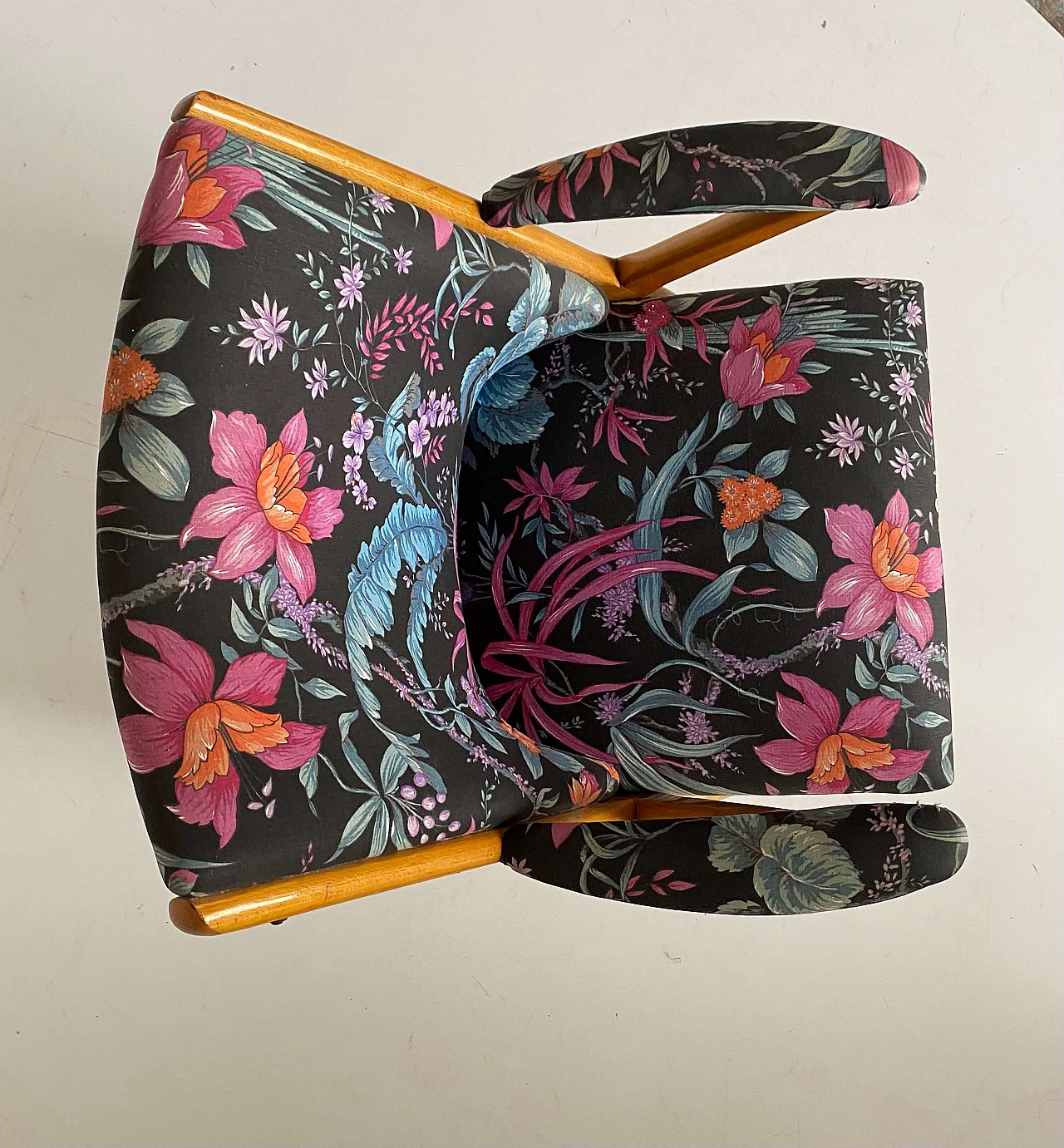 Armchair in solid beech and floral patterned fabric, 1960s 10