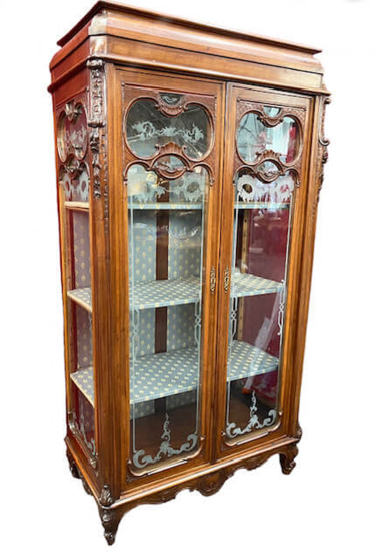 Two-door display case in carved walnut, early 20th century 7
