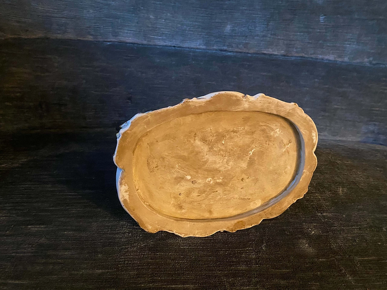 Polychrome porcelain sculpture of a gallant scene, late 19th century 13