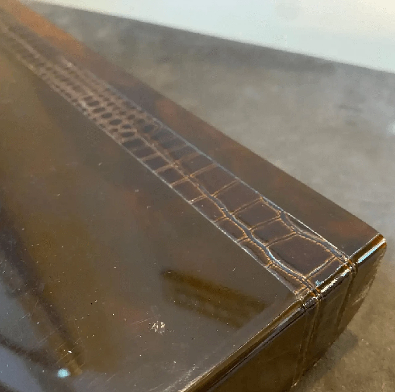 Lucite imitation tortoiseshell jewellery box, 1970s 7