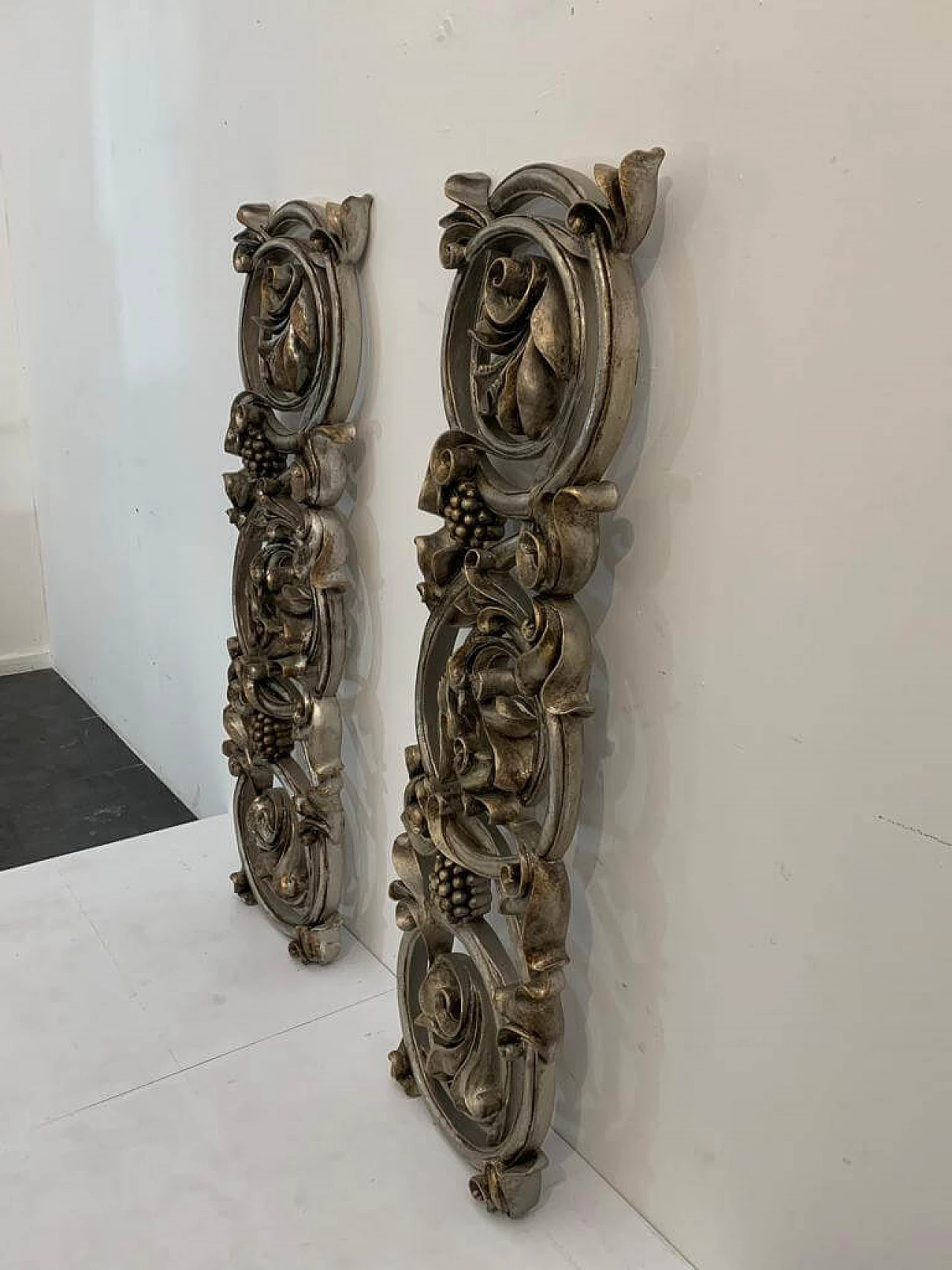 Baroque carved resin panel with metal leaves, 1990s 9