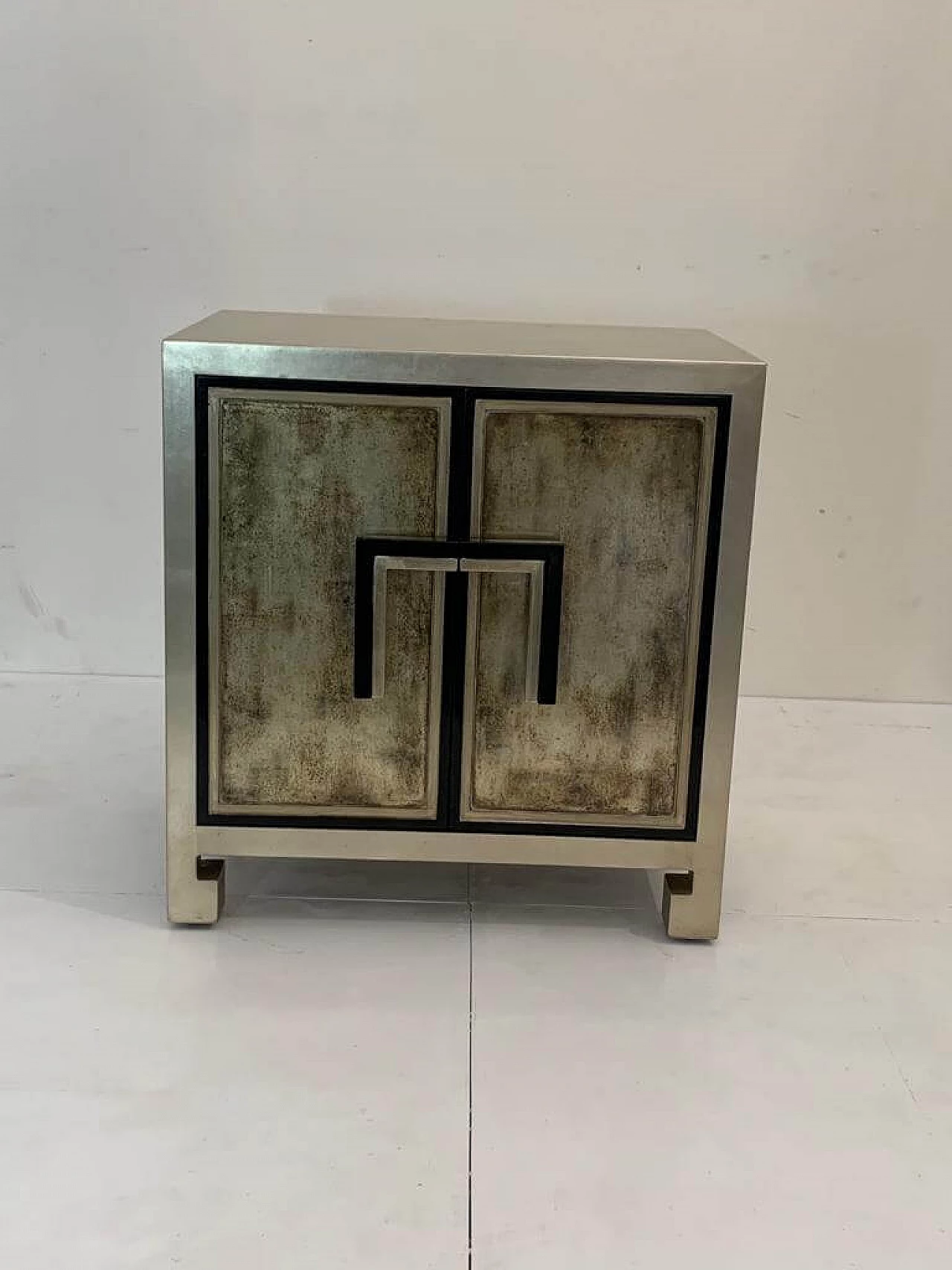 Silver and lacquered wood sideboard by Lam Lee Group, 1990s 1