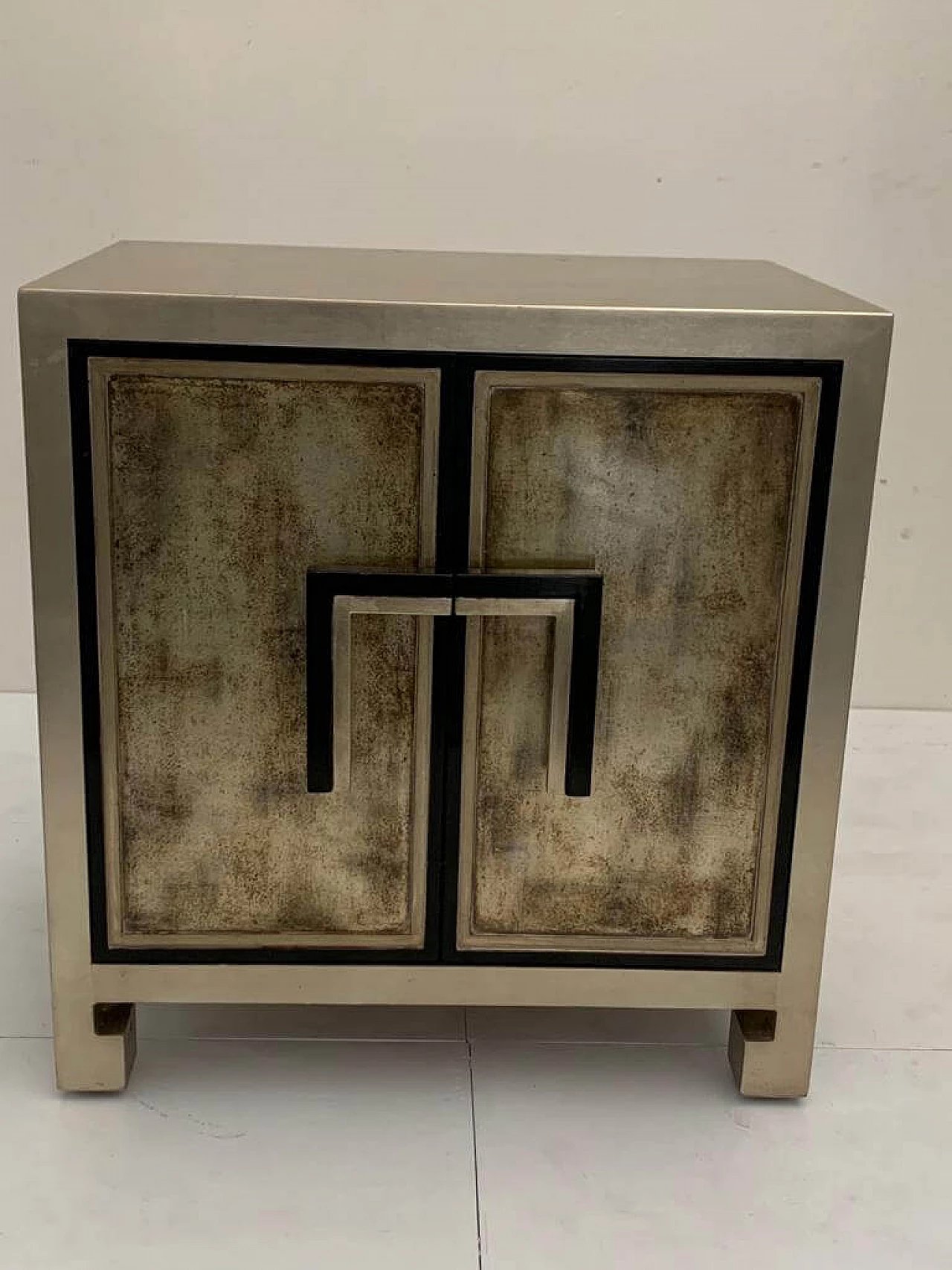 Silver and lacquered wood sideboard by Lam Lee Group, 1990s 2