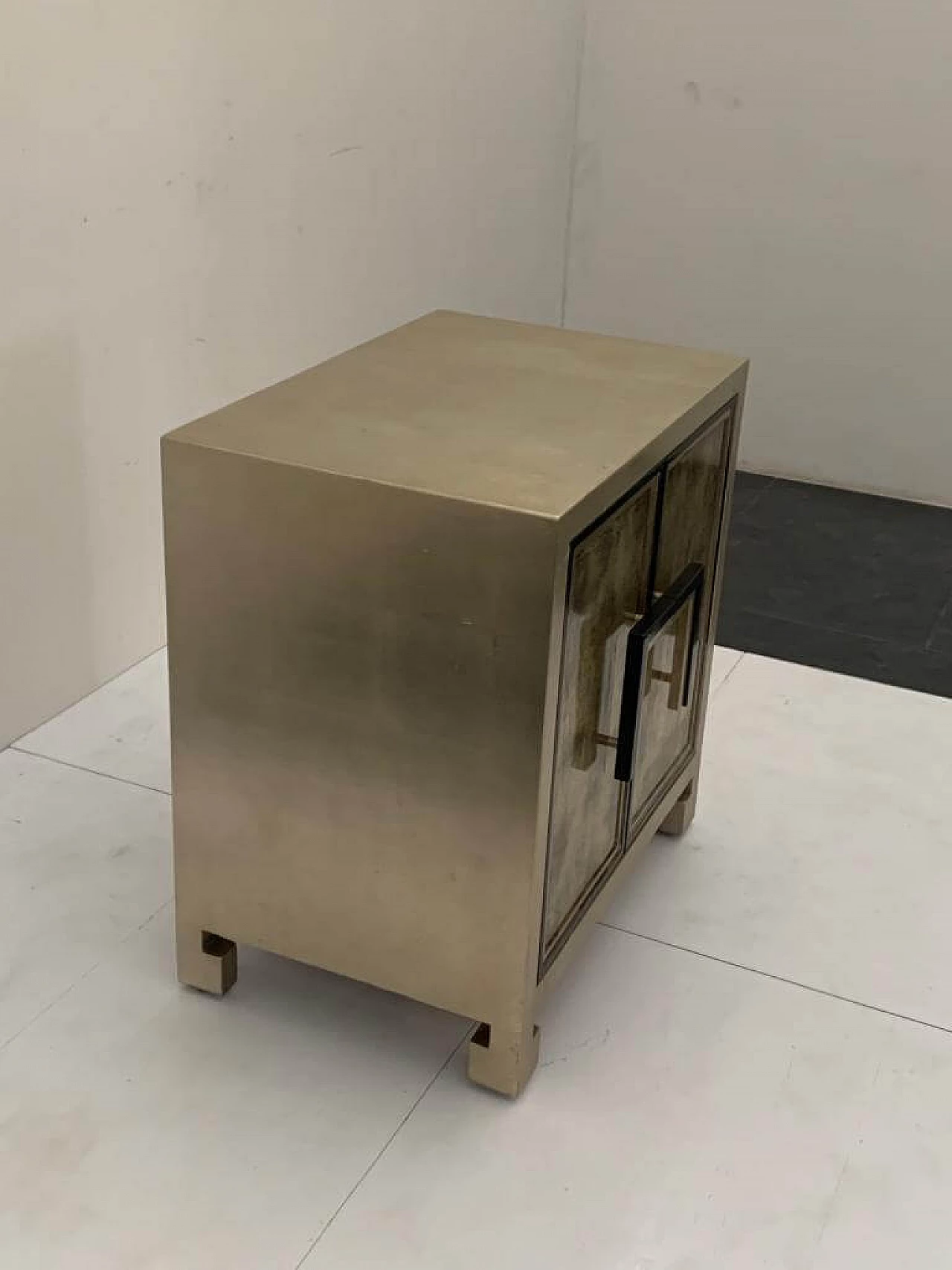 Silver and lacquered wood sideboard by Lam Lee Group, 1990s 6