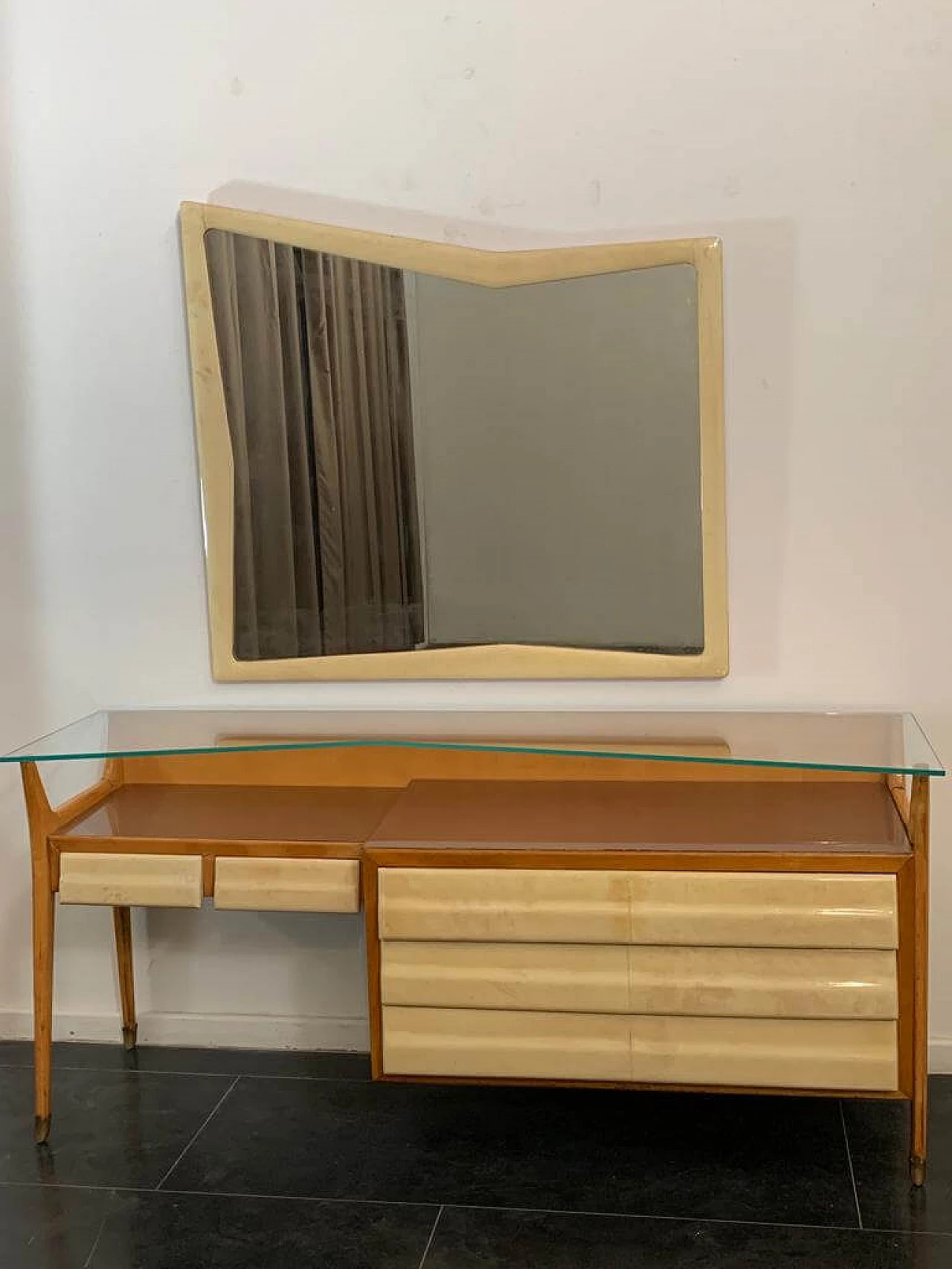 Maple, parchment and glass chest of drawers and mirror attributed to Silvio Cavatorta, 1950s 2