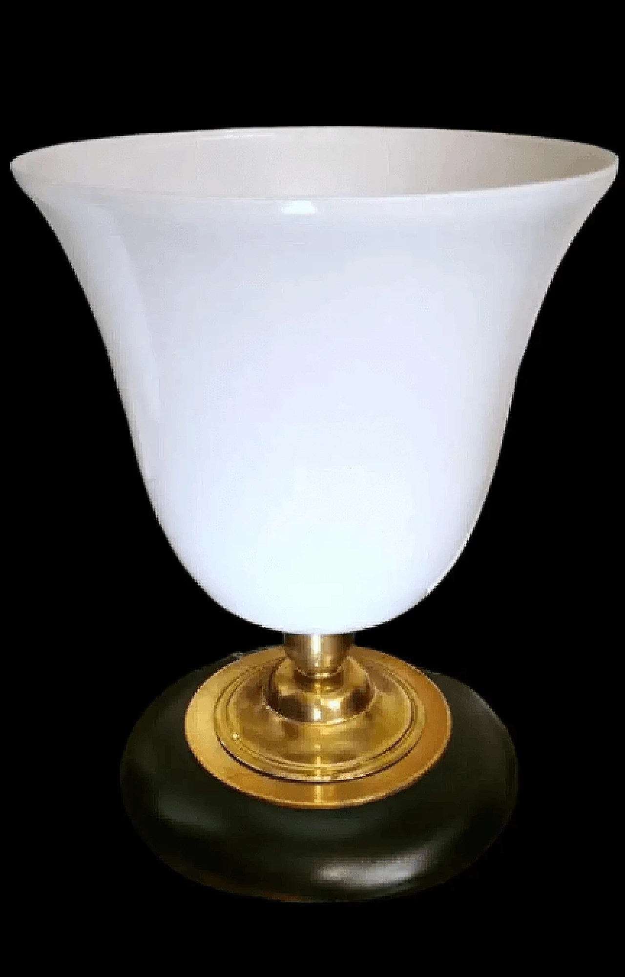 Lampada da tavolo in stile Mazda in vetro opalino, ottone e legno, anni '30 2