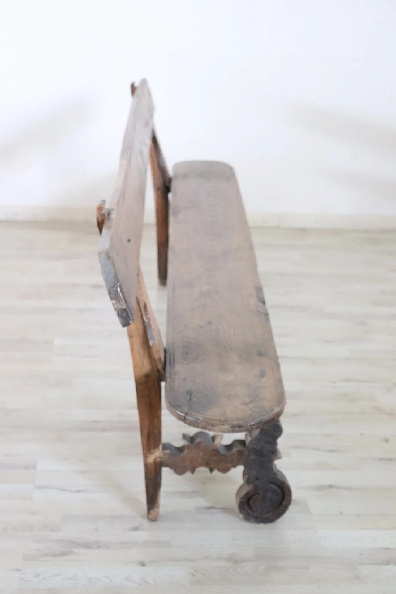 Solid chestnut bench, late 19th century 6