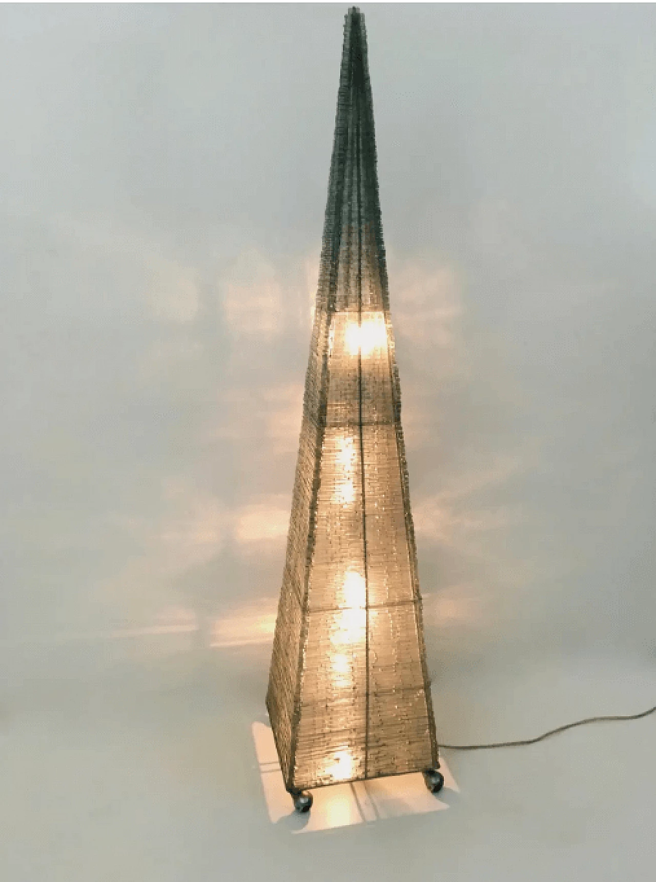 Pyramid floor lamp with green glass beads, 1980s 2